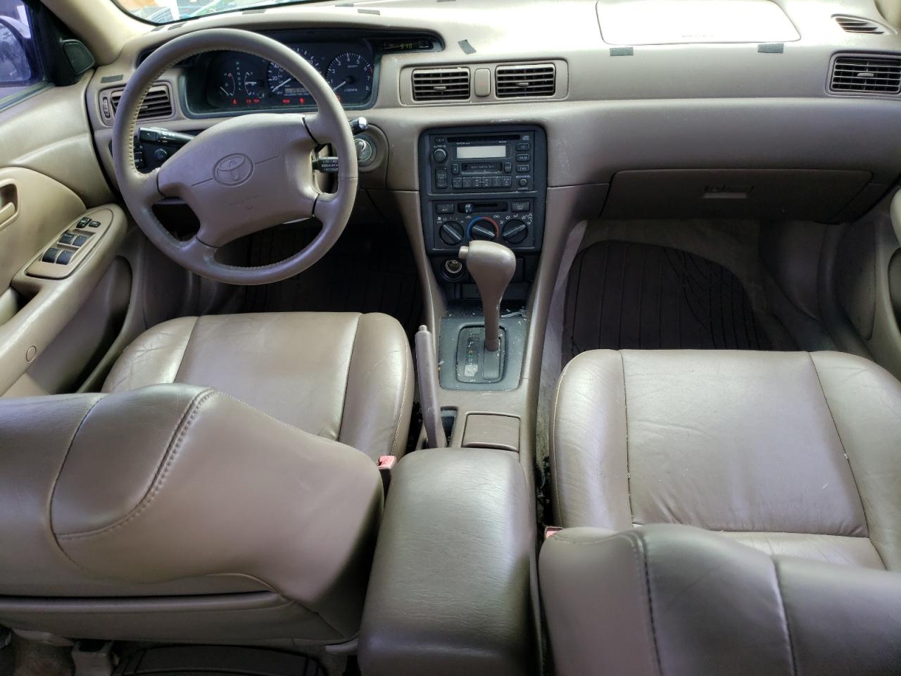 1999 Toyota Camry Le VIN: JT2BF28K8X0214164 Lot: 67349614