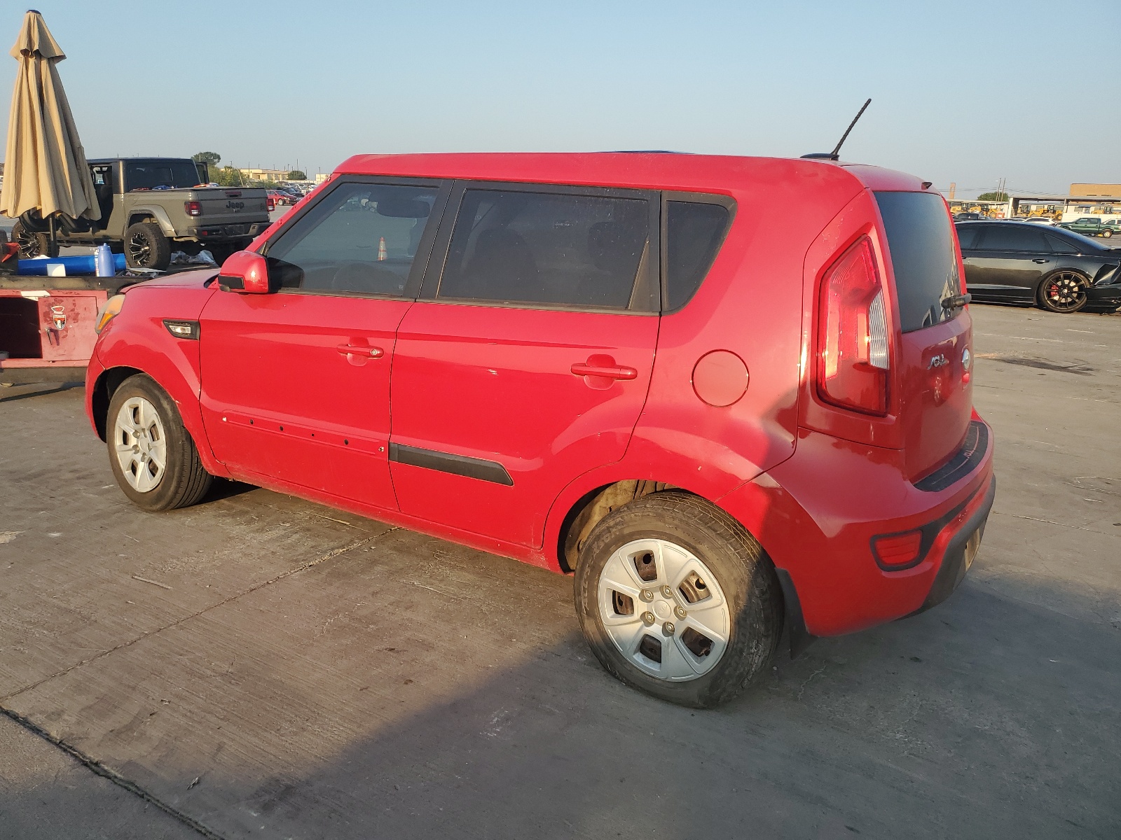 2013 Kia Soul vin: KNDJT2A59D7632588