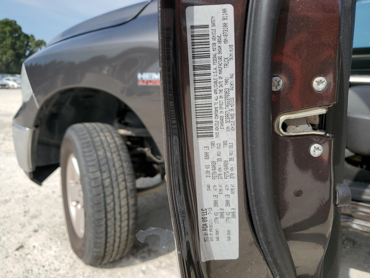 2016 Ram 1500 Slt VIN: 3C6RR7LT4GG376953 Lot: 65724084