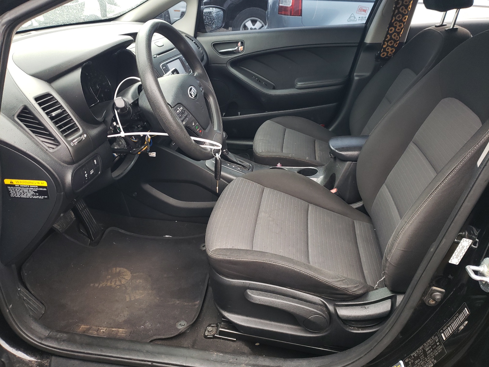 KNAFX4A61G5538748 2016 Kia Forte Lx KNAFX4A61G5538748 2016 Kia Forte Lx