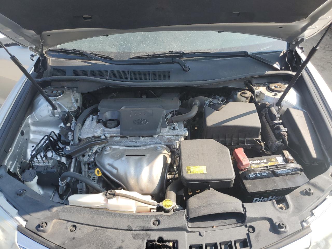2012 Toyota Camry - Image 11