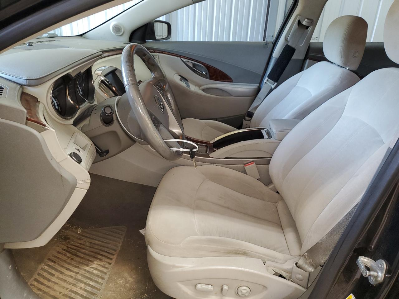 2013 Buick LaCrosse - Image 7