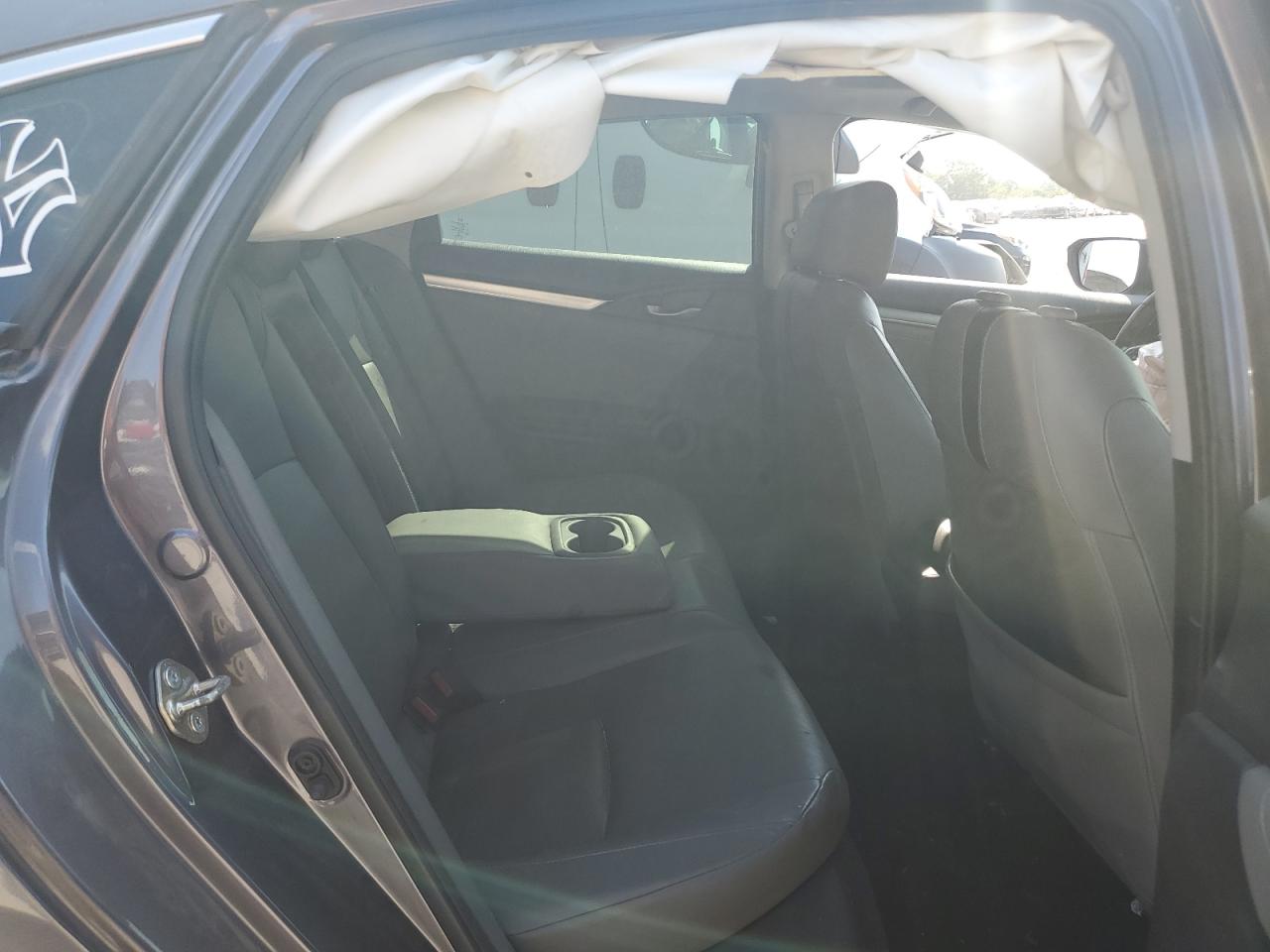 19XFC1F75GE032066 2016 Honda Civic Exl