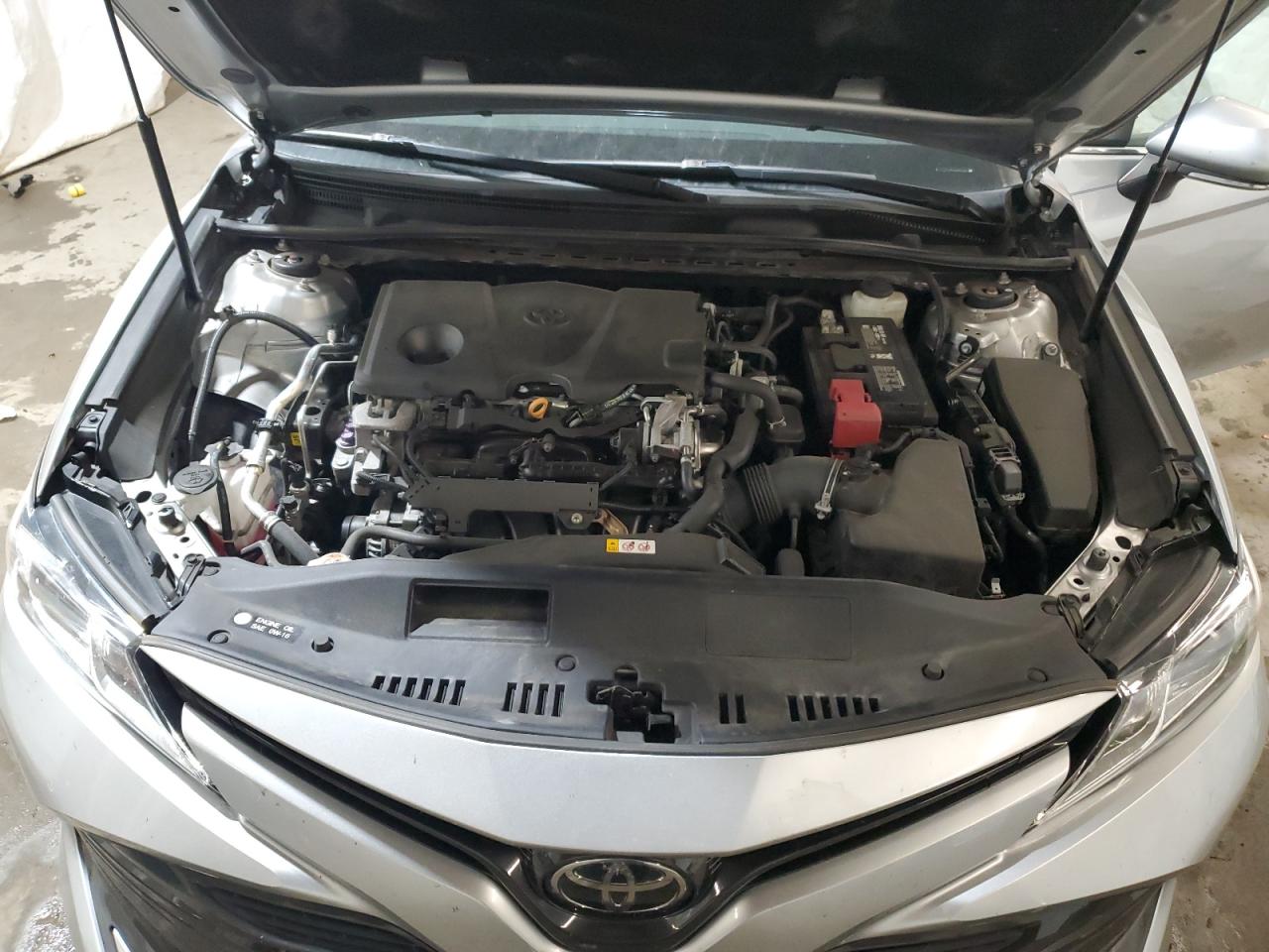 4T1B11HK5JU667055 2018 Toyota Camry L