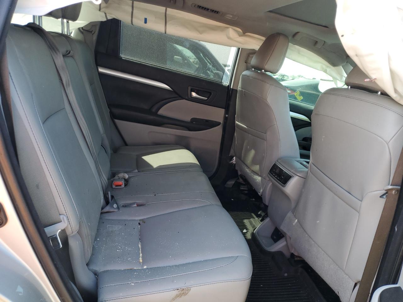 2018 Toyota Highlander Hybrid VIN: 5TDJGRFHXJS040831 Lot: 69487874