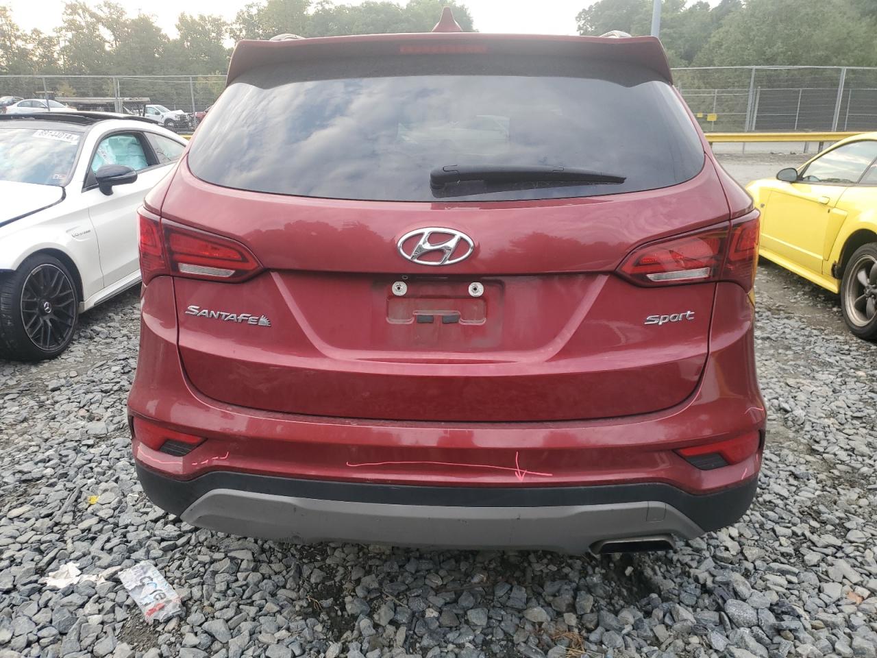 5XYZU3LB0HG389495 2017 Hyundai Santa Fe Sport