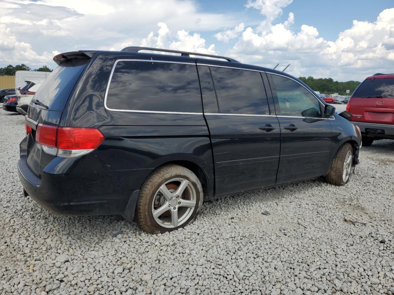 2010 Honda Odyssey - Image 3