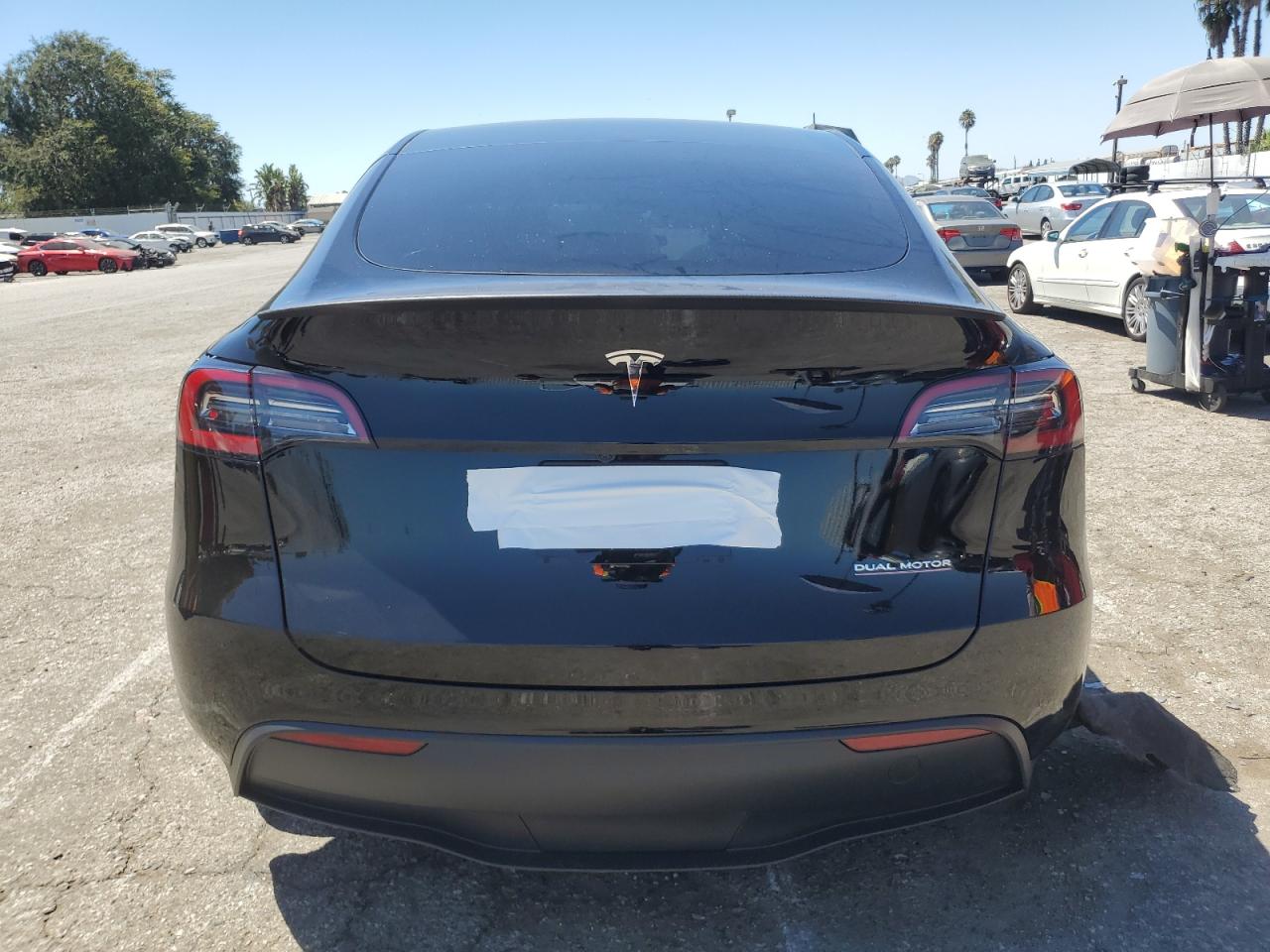 7SAYGDEFXRF128976 2024 Tesla Model Y