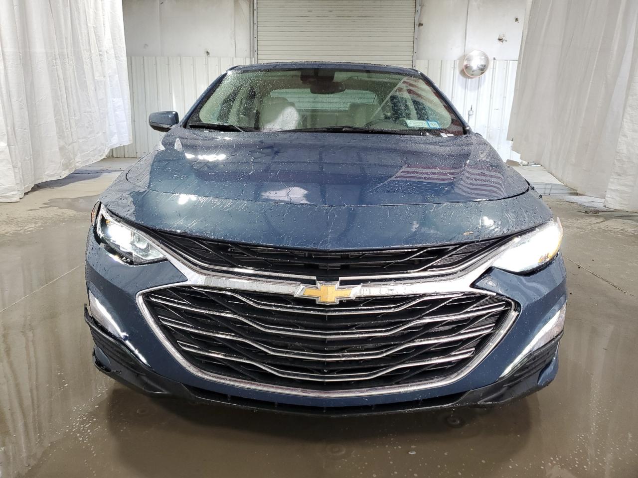 2024 Chevrolet Malibu - Image 5