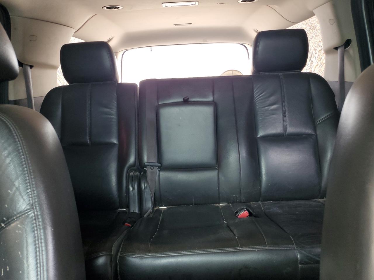2011 Chevrolet Suburban C1500 Lt VIN: 1GNSCJE02BR339623 Lot: 59632745