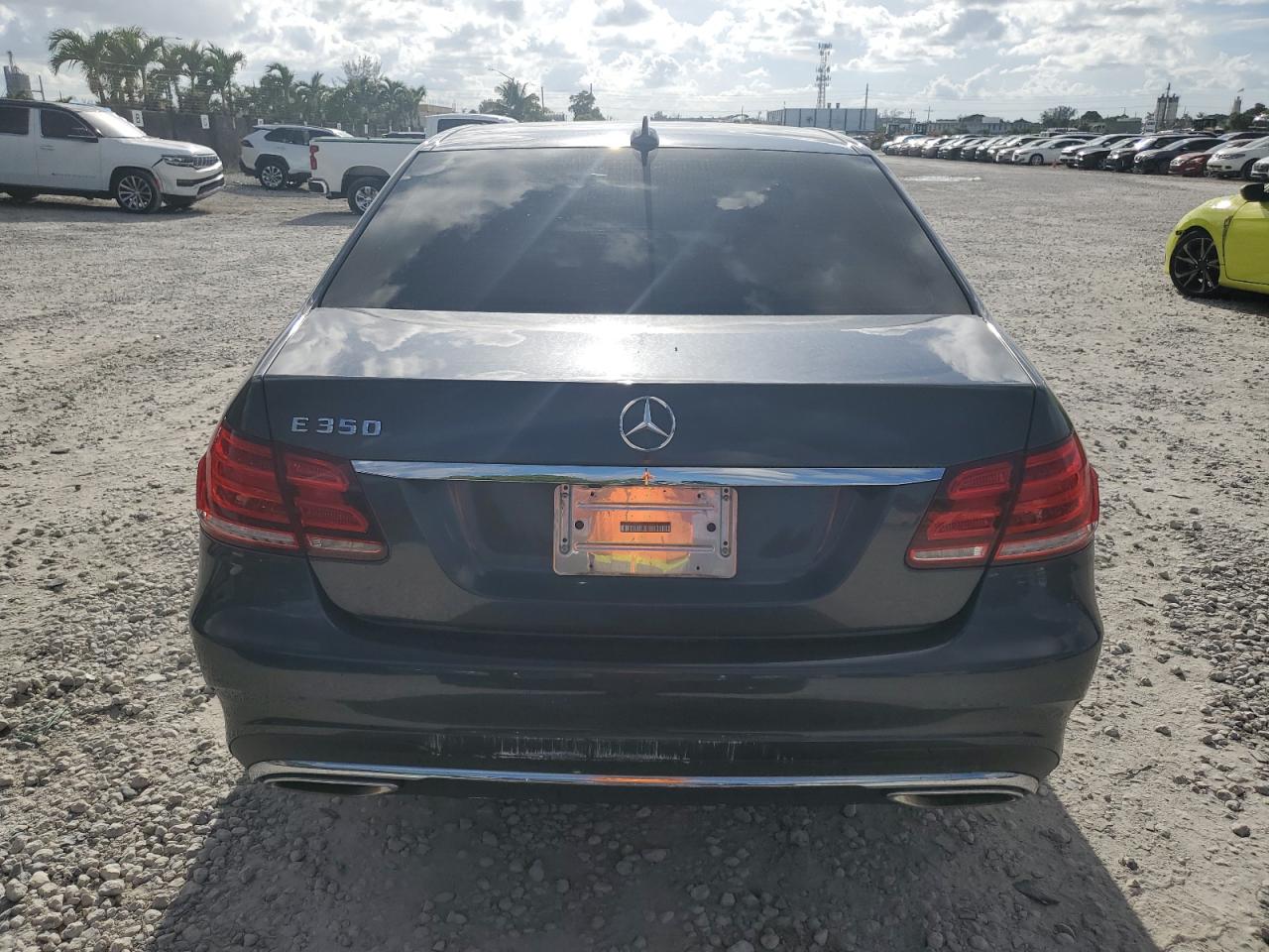 2014 Mercedes-Benz E 350 VIN: WDDHF5KB7EA897158 Lot: 68610794