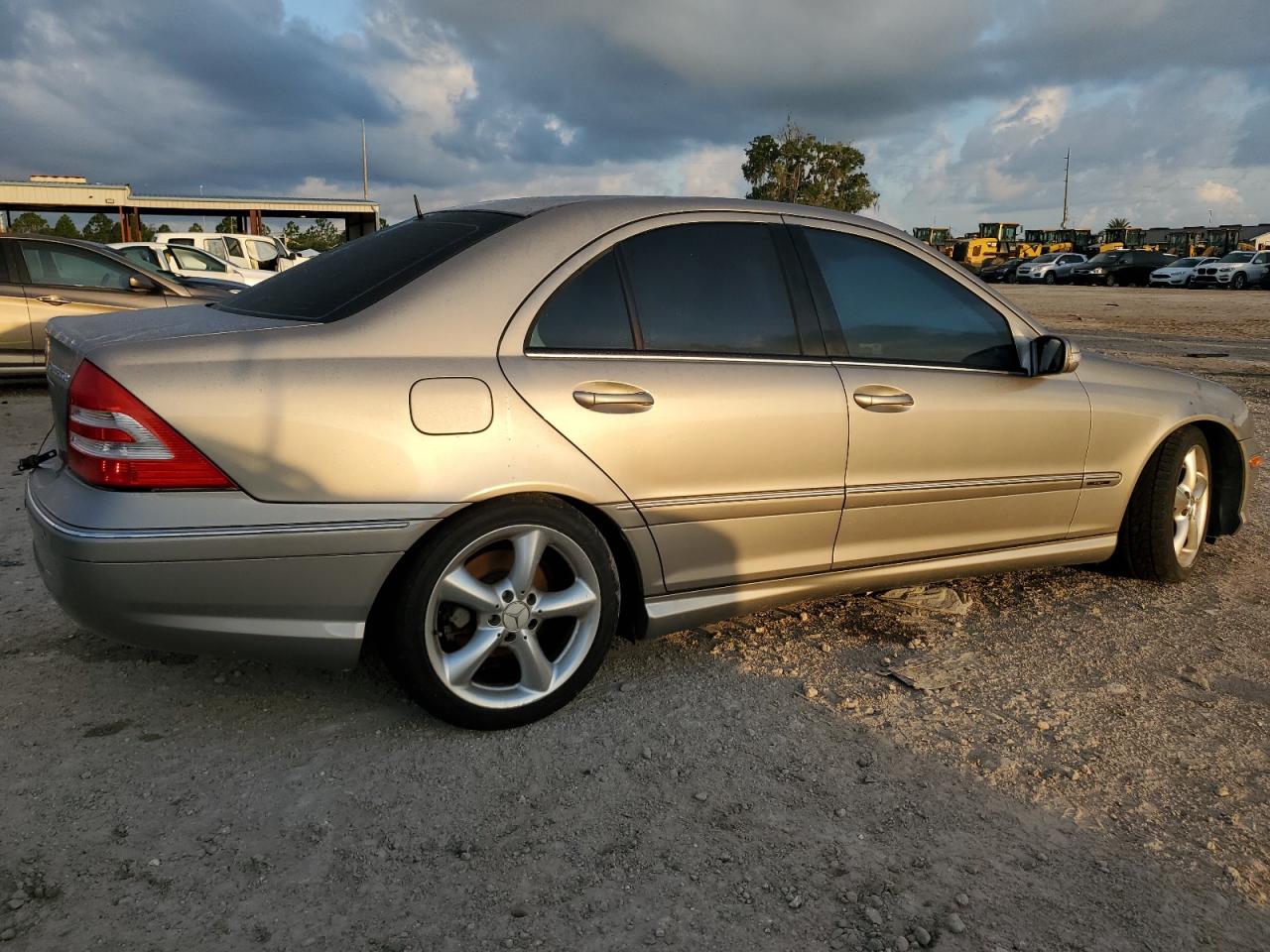 2005 Mercedes-Benz C 230K Sport Sedan VIN: WDBRF40J85F712376 Lot: 66860834