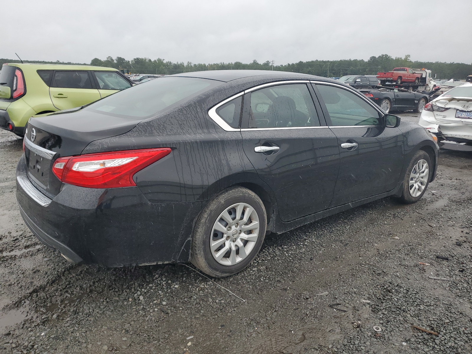 2017 Nissan Altima 2.5 vin: 1N4AL3AP2HN330882