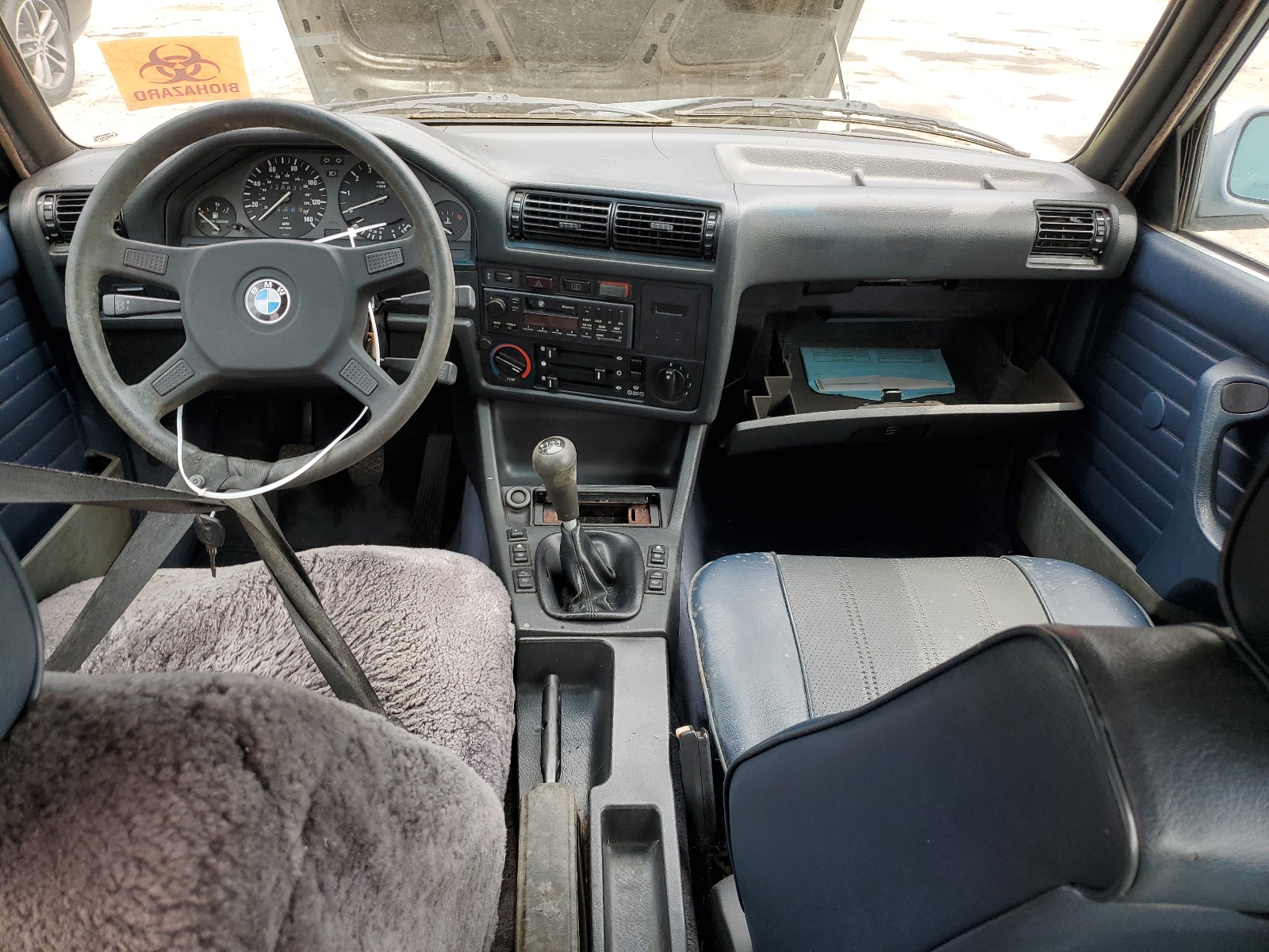 WBAAC7401F0678227 1985 BMW 318 I