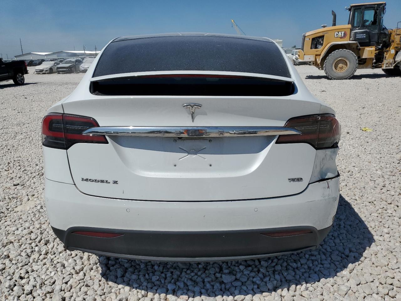 2016 Tesla Model X VIN: 5YJXCAE21GF027158 Lot: 68123764