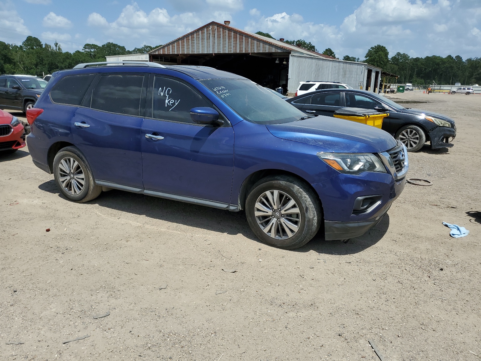 2018 Nissan Pathfinder S vin: 5N1DR2MN2JC617274