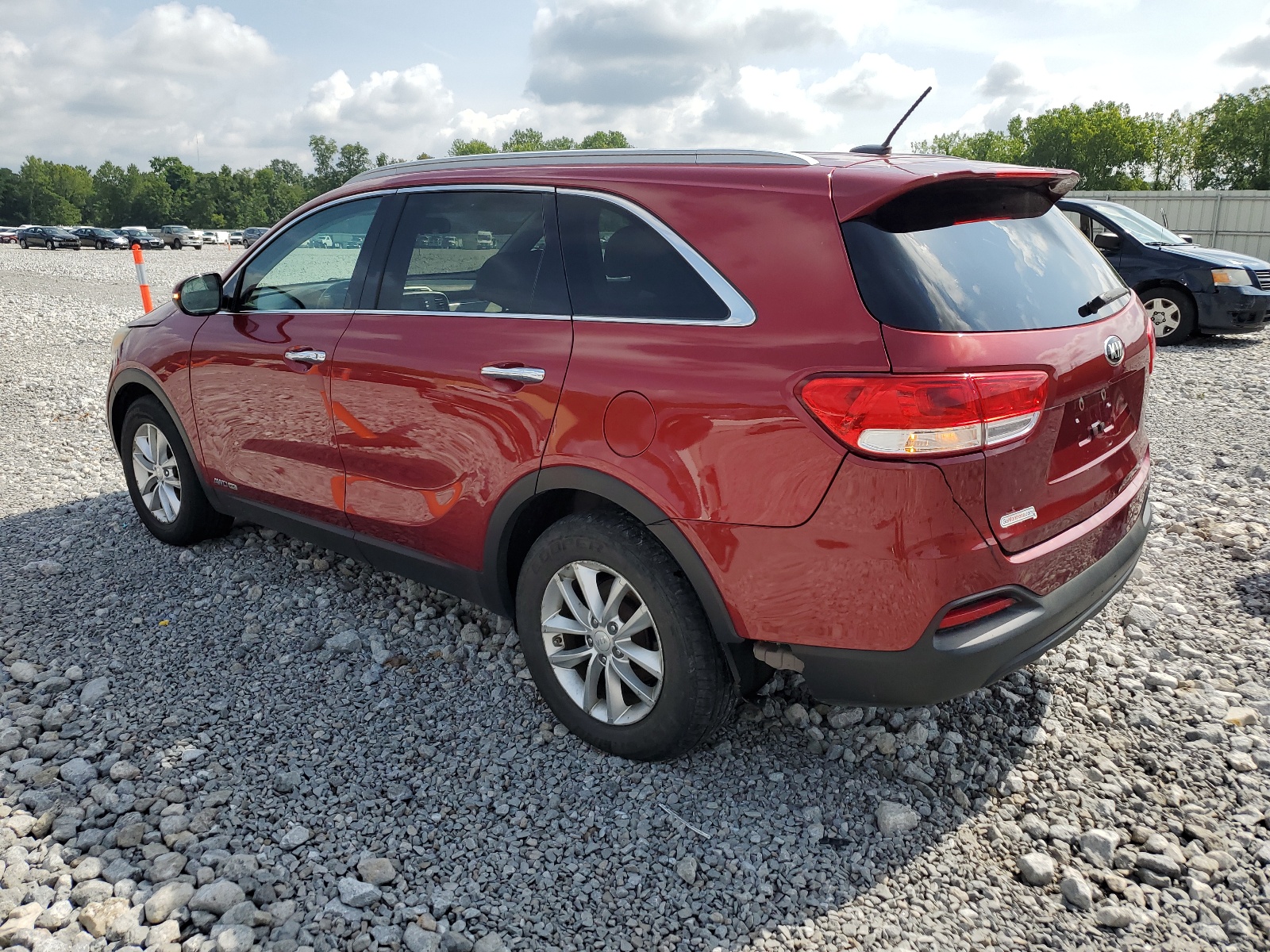 2017 Kia Sorento Lx vin: 5XYPGDA52HG292185