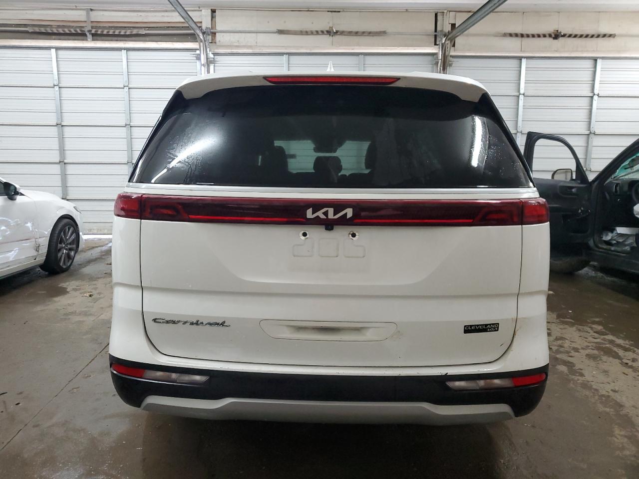 2022 Kia Carnival Lx VIN: KNDNB4H35N6130074 Lot: 68225184