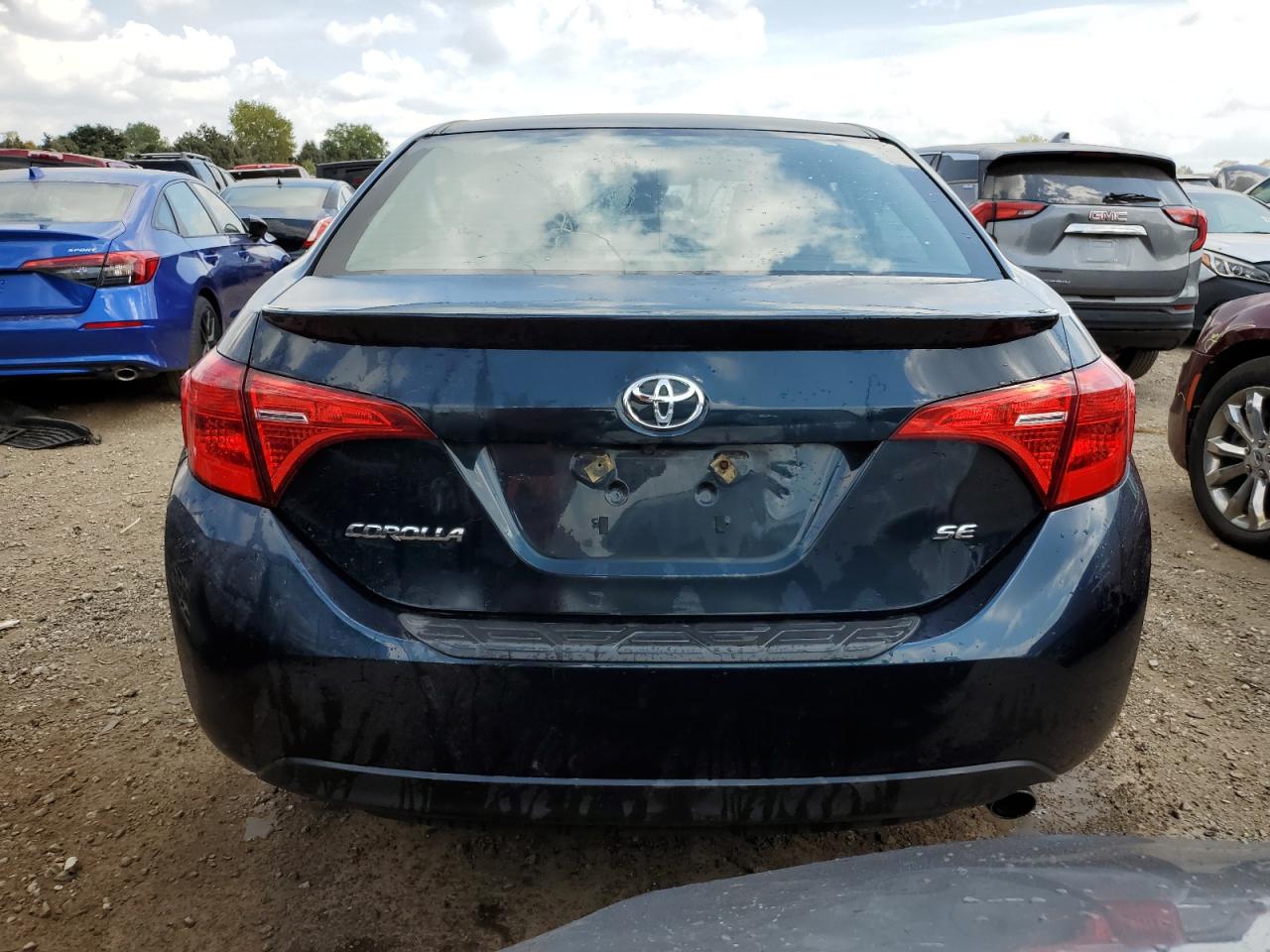 2018 Toyota Corolla L VIN: 2T1BURHE5JC076886 Lot: 69056334