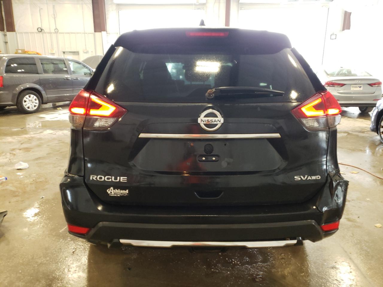 2018 Nissan Rogue S VIN: KNMAT2MV6JP555699 Lot: 68527034