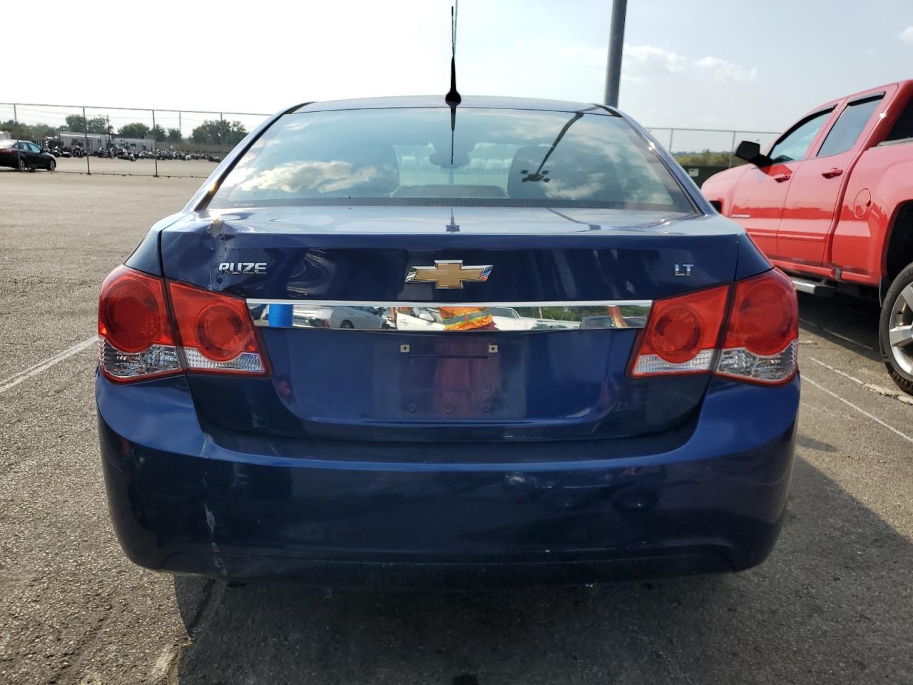 1G1PC5SBXD7237084 2013 Chevrolet Cruze Lt