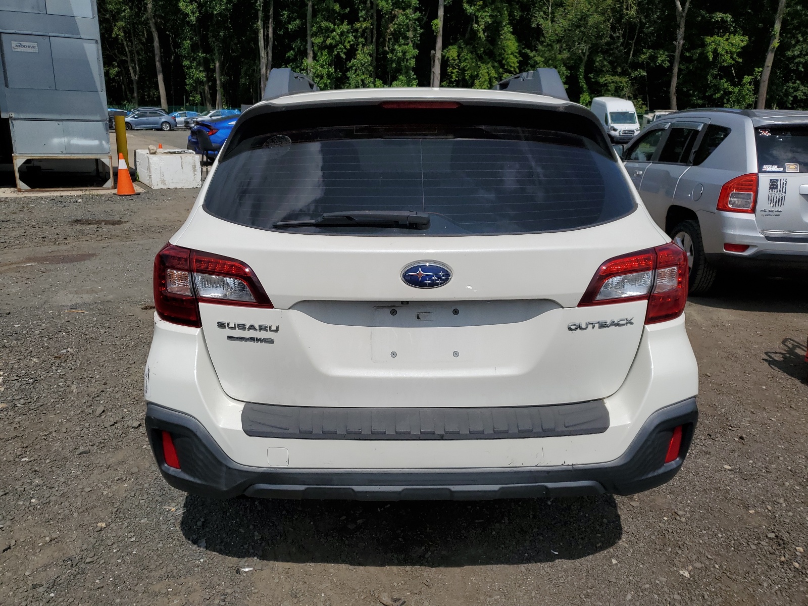 4S4BSAAC9J3305896 2018 Subaru Outback 2.5I