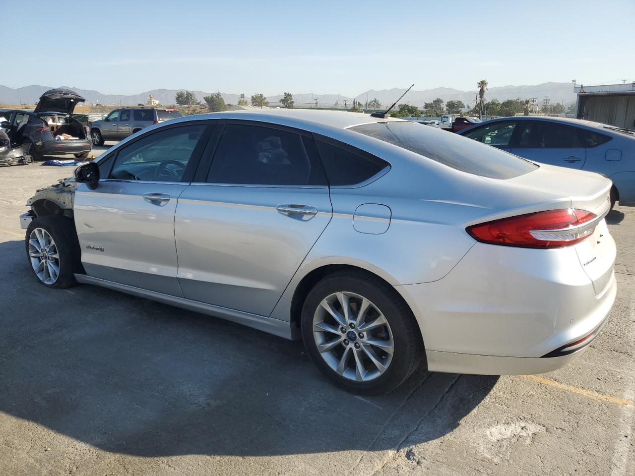 3FA6P0LU2HR262365 2017 FORD FUSION - Image 2