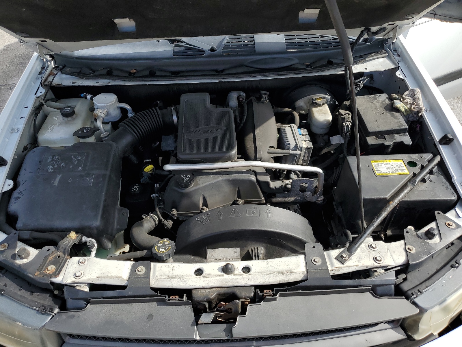 1GNDT13S952369874 2005 Chevrolet Trailblazer Ls