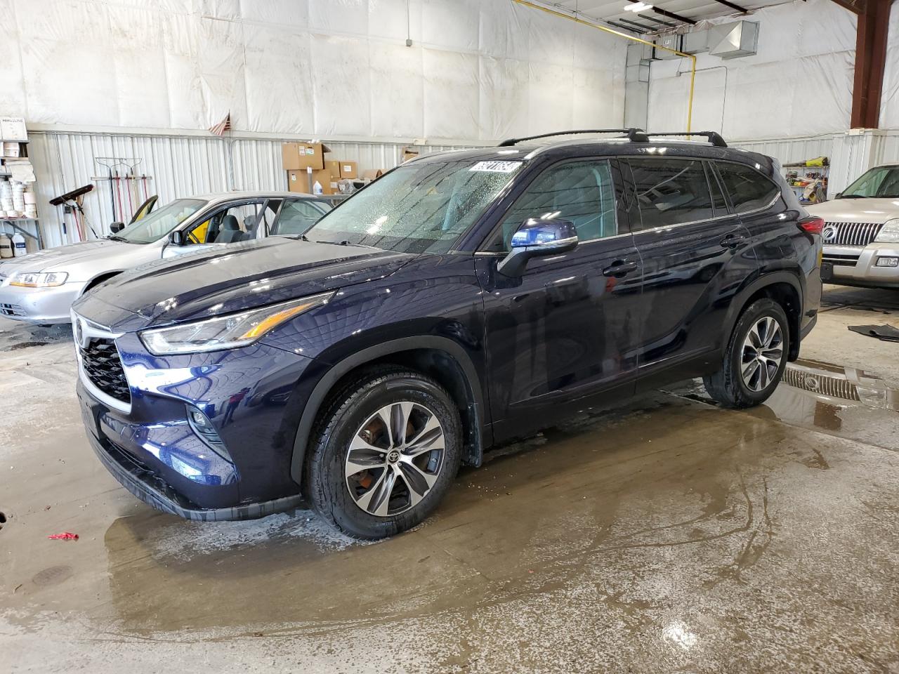 5TDGZRBH7MS537933 Toyota Highlander 