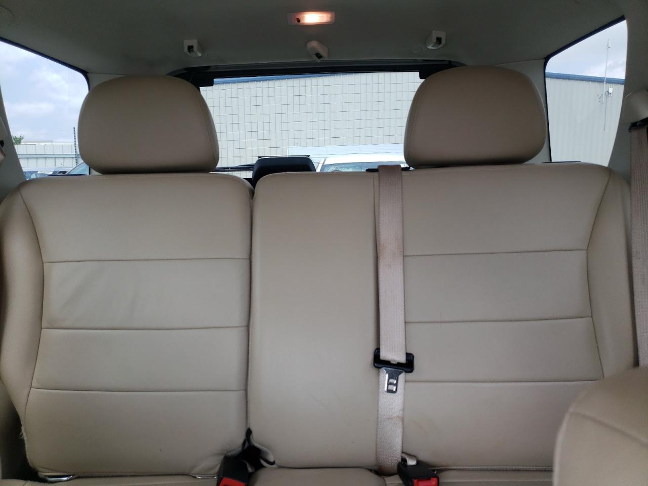 2011 Ford Escape - Image 10