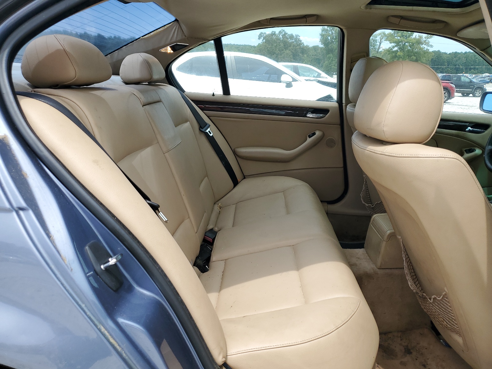 WBAAV33461EE77235 2001 BMW 325 I