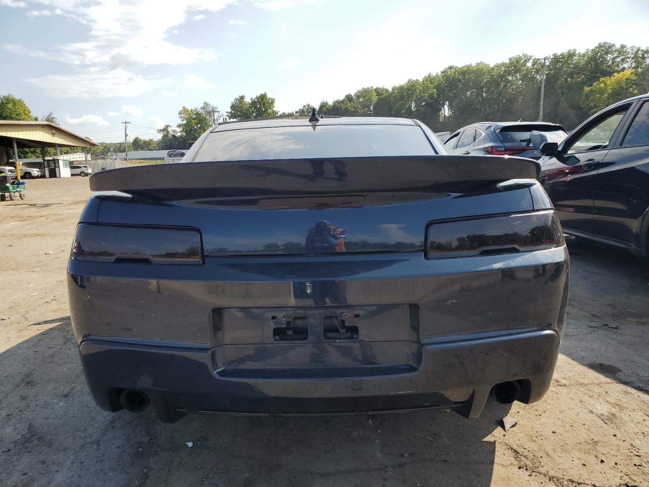 2G1FB1E33F9212069 2015 Chevrolet Camaro Ls