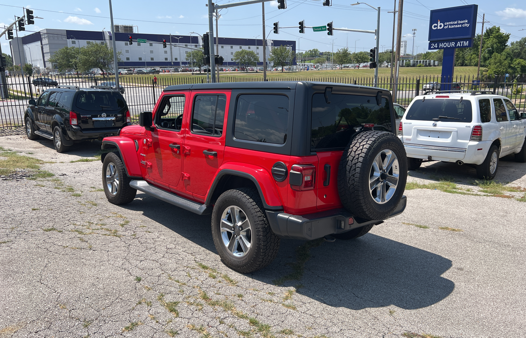 2019 Jeep Wrangler Unlimited Sahara vin: 1C4HJXEN4KW634411