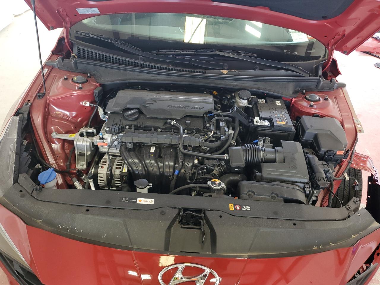 2023 Hyundai Elantra - Image 11