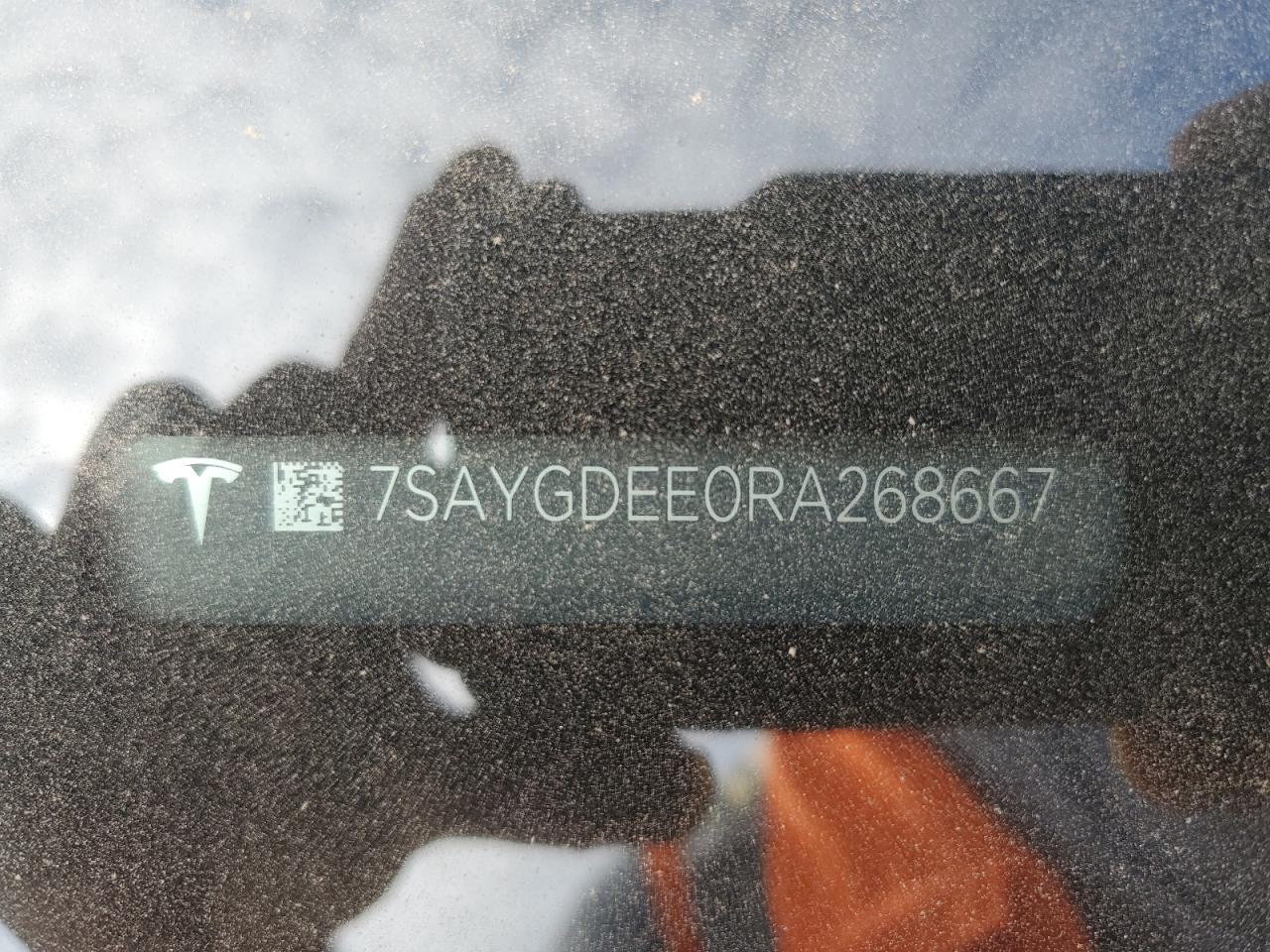 7SAYGDEE0RA268667 2024 Tesla Model Y