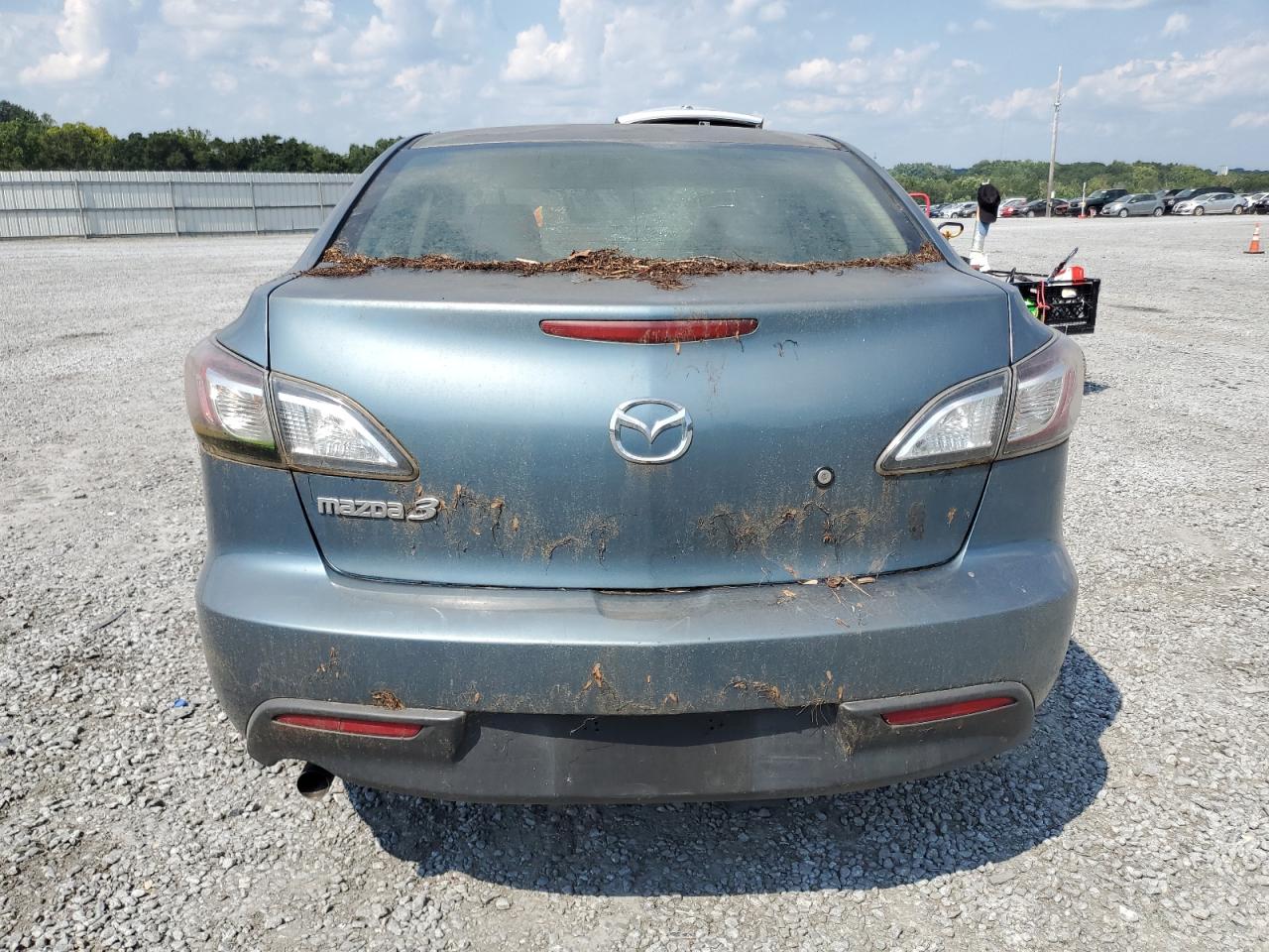 JM1BL1SF1A1282233 2010 Mazda 3 I