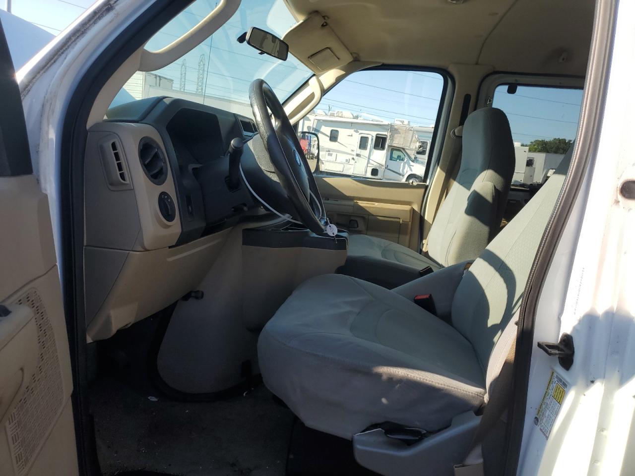 2009 Ford Econoline E350 Super Duty Wagon VIN: 1FBNE31L49DA22580 Lot: 67491484