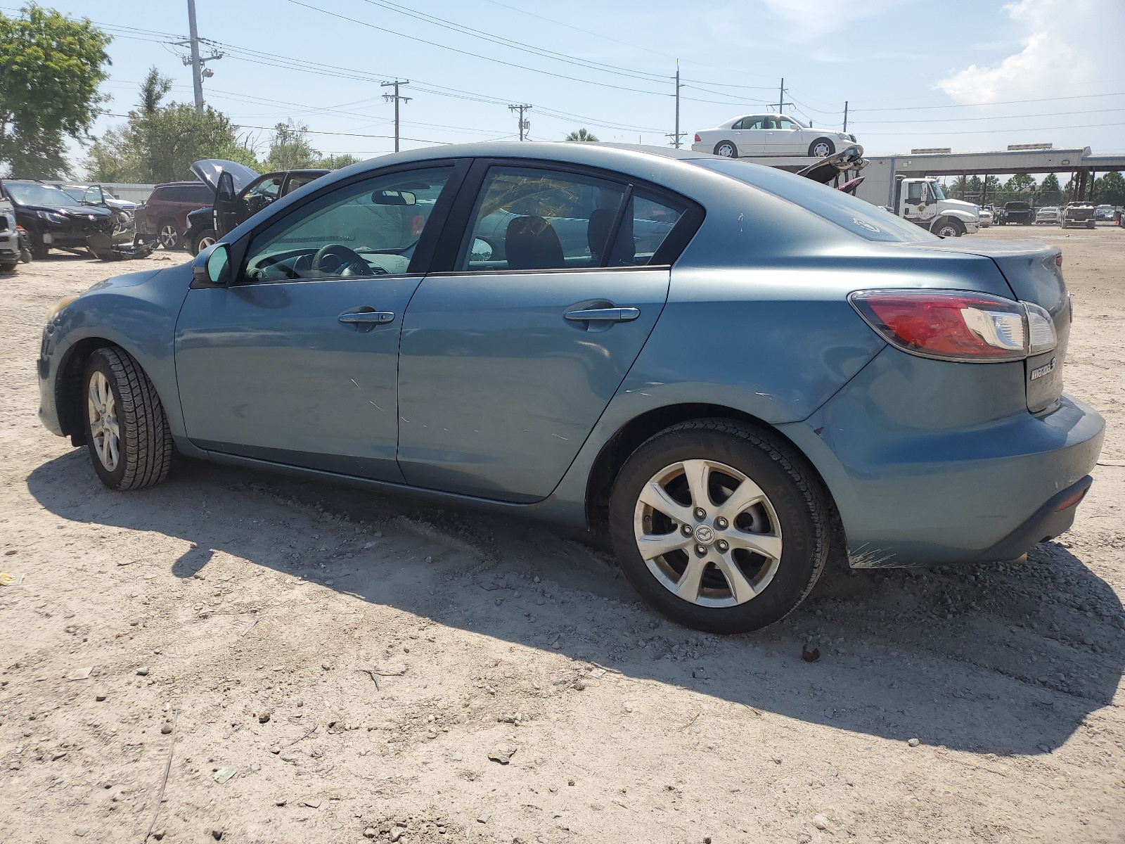 JM1BL1SF8A1130689 2010 Mazda 3 I