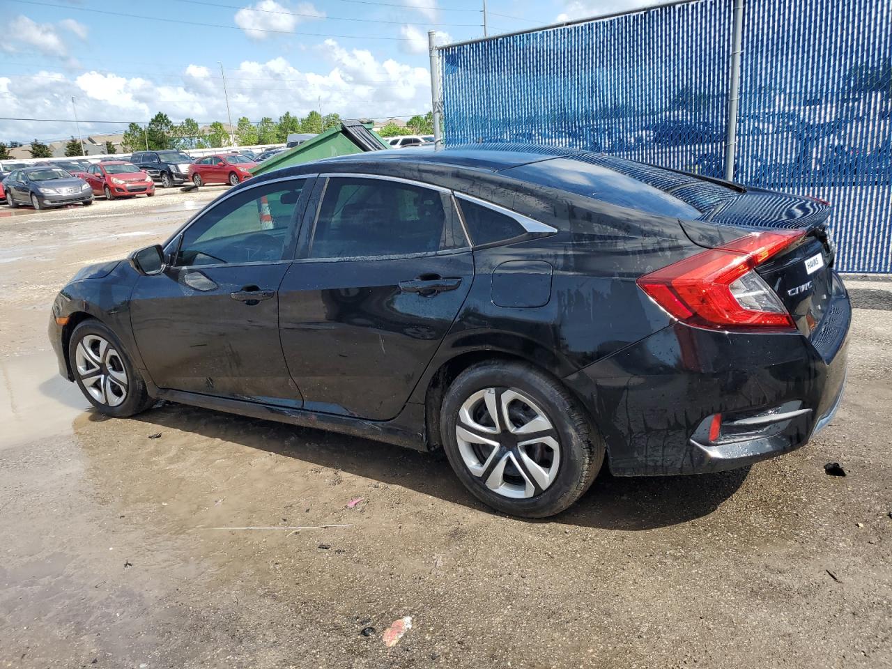 2HGFC2F60KH559136 2019 HONDA CIVIC - Image 2