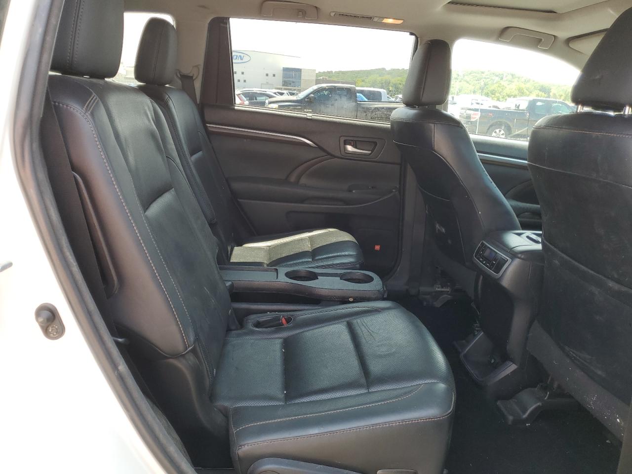 2015 Toyota Highlander Limited VIN: 5TDDKRFH3FS190749 Lot: 66998354