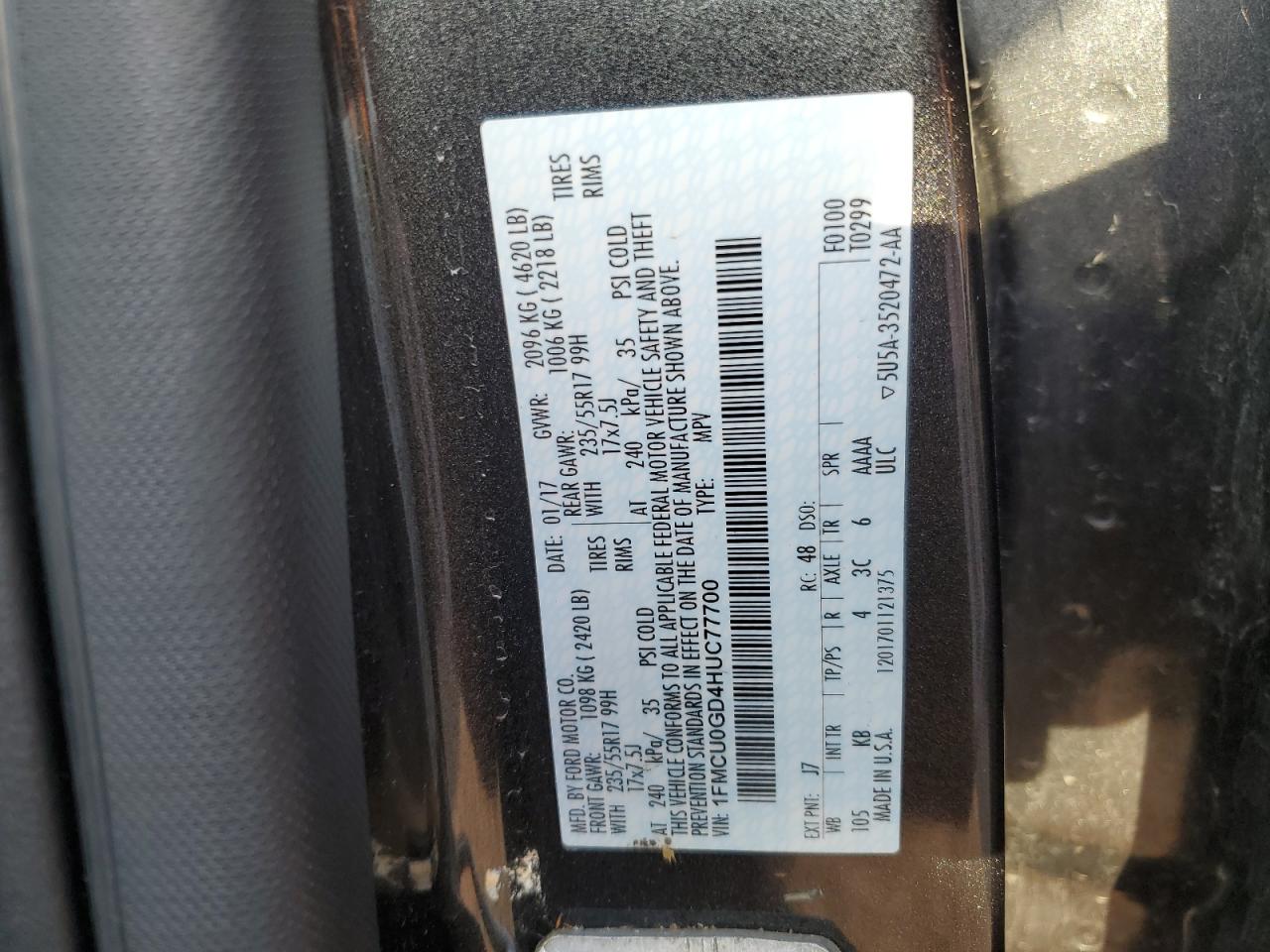 1FMCU0GD4HUC77700 2017 Ford Escape Se