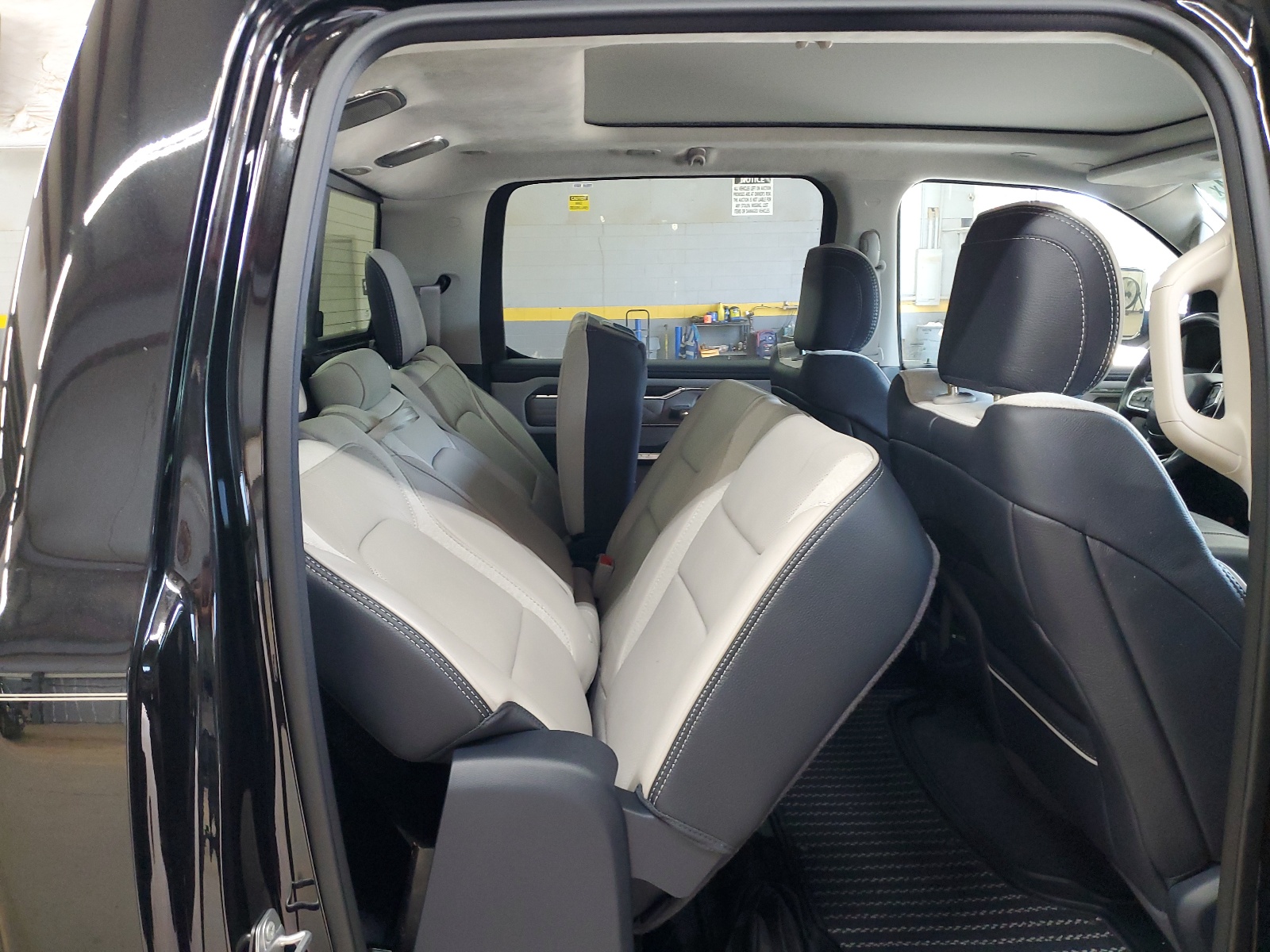 1C6SRFHT9RN167769 2024 Ram 1500 Limited