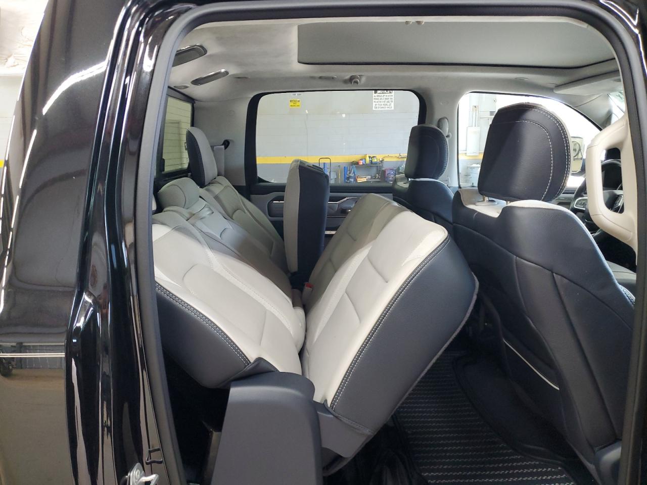 2024 Ram 1500 Limited VIN: 1C6SRFHT9RN167769 Lot: 65974544