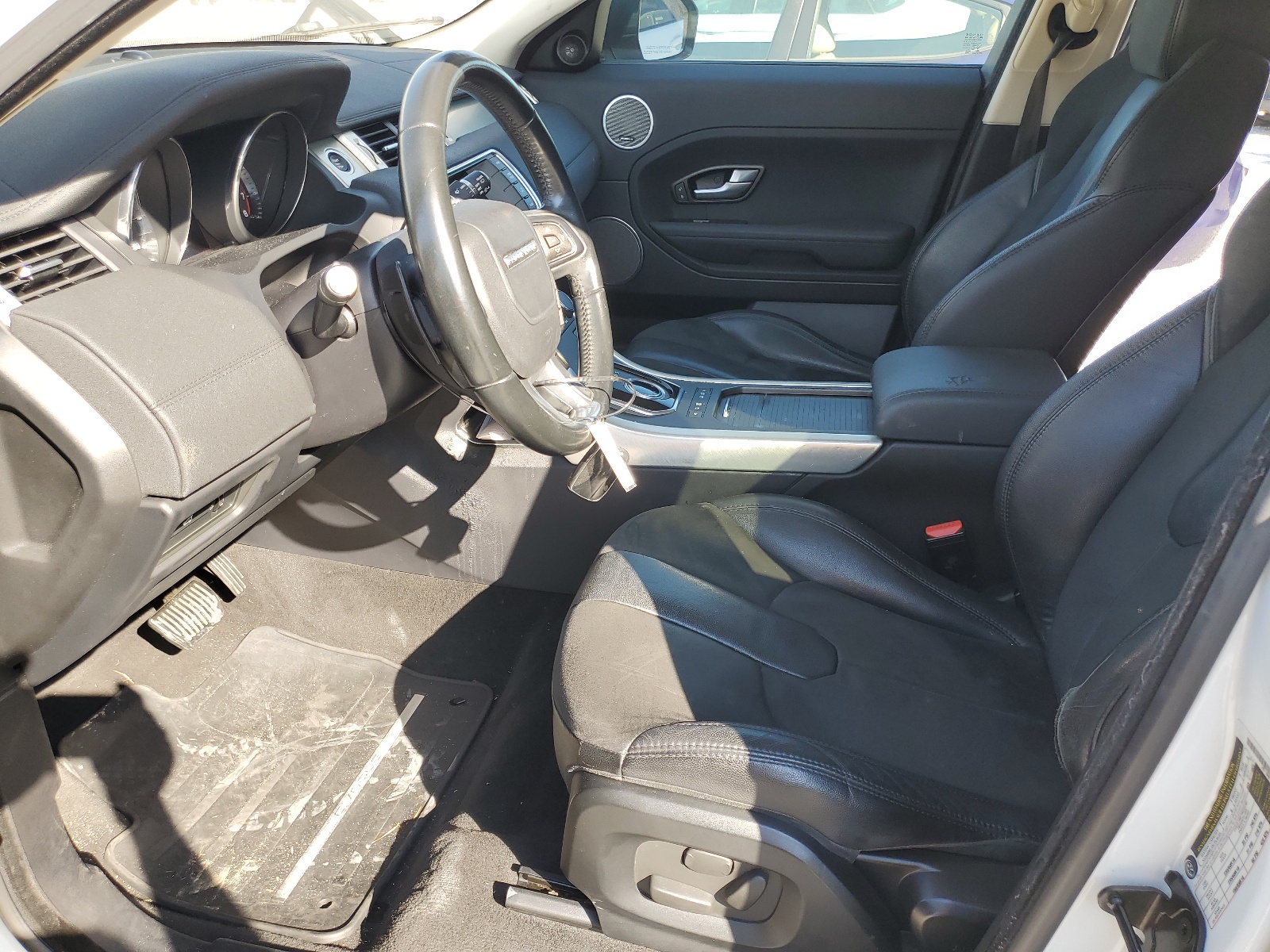 SALVN2BGXFH049383 2015 Land Rover Range Rover Evoque Pure