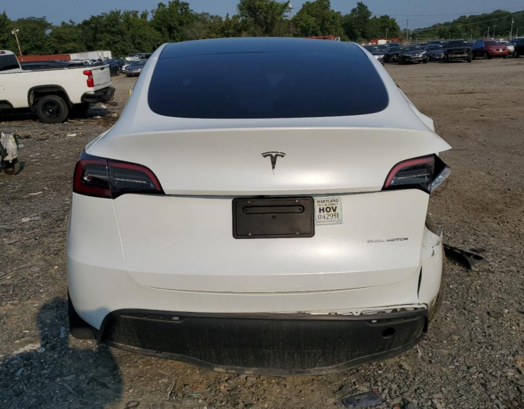 7SAYGDEE3PA102656 2023 Tesla Model Y