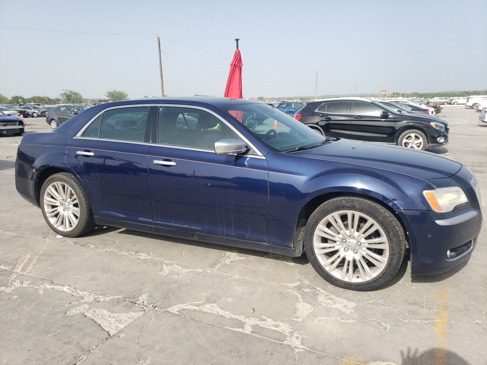 2014 Chrysler 300C Varvatos vin: 2C3CCADG6EH189861