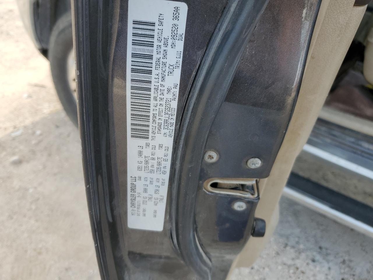 2015 Ram 3500 Laramie VIN: 3C63RRJL3FG523721 Lot: 67111794