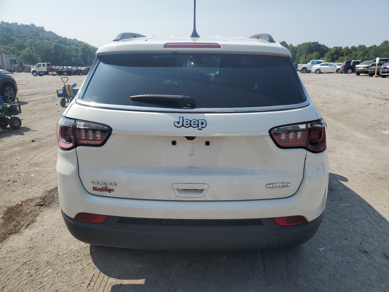 3C4NJDBB9NT155097 2022 Jeep Compass Latitude