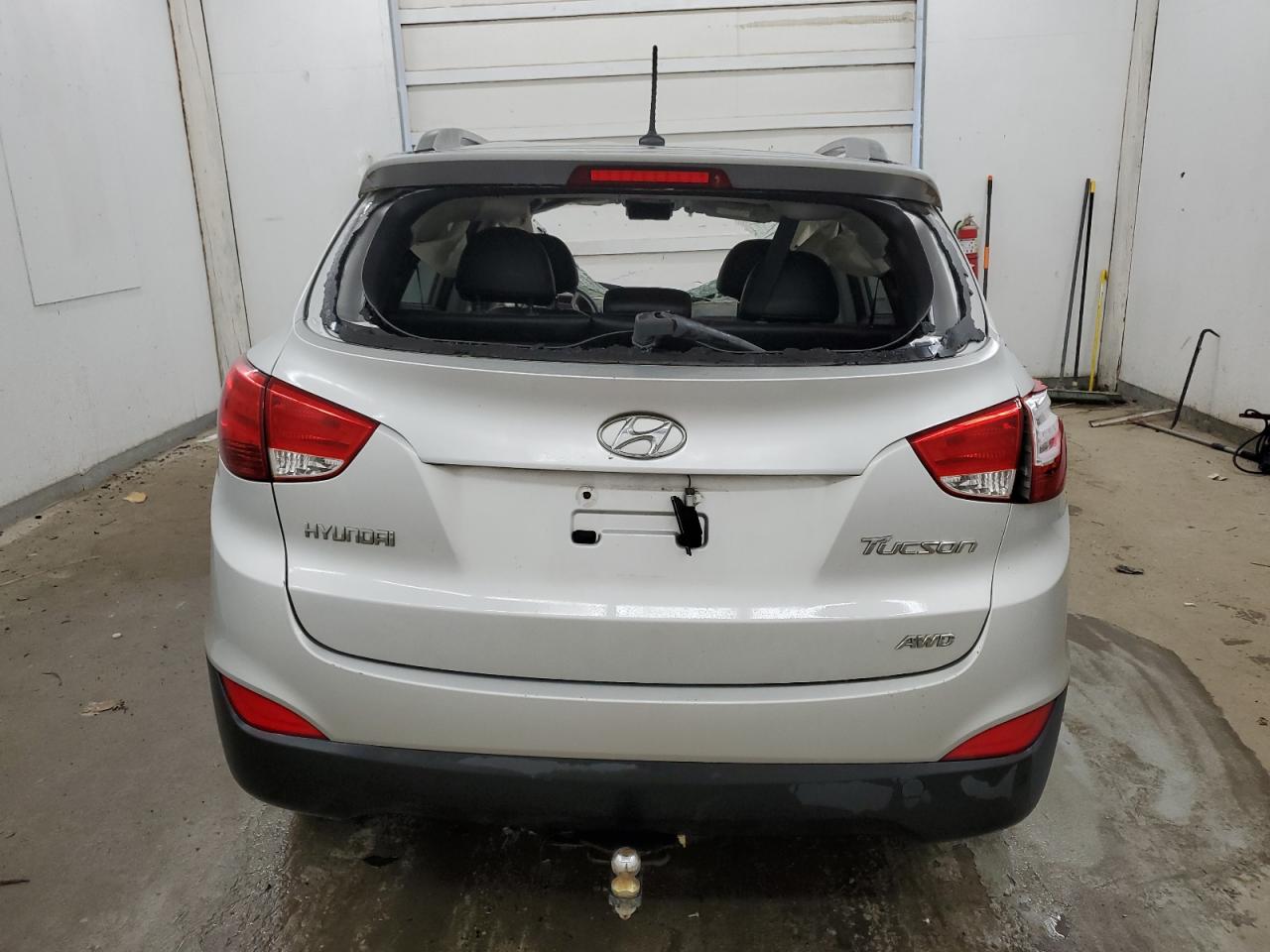 2011 Hyundai Tucson Gls VIN: KM8JUCACXBU278883 Lot: 68149484