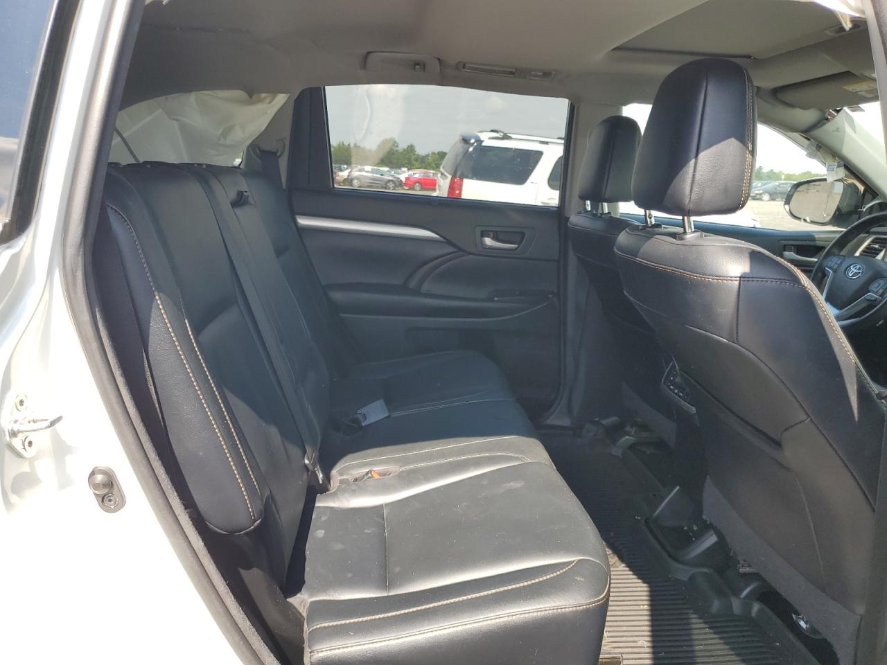 2017 Toyota Highlander Hybrid VIN: 5TDJGRFH6HS033837 Lot: 67377474